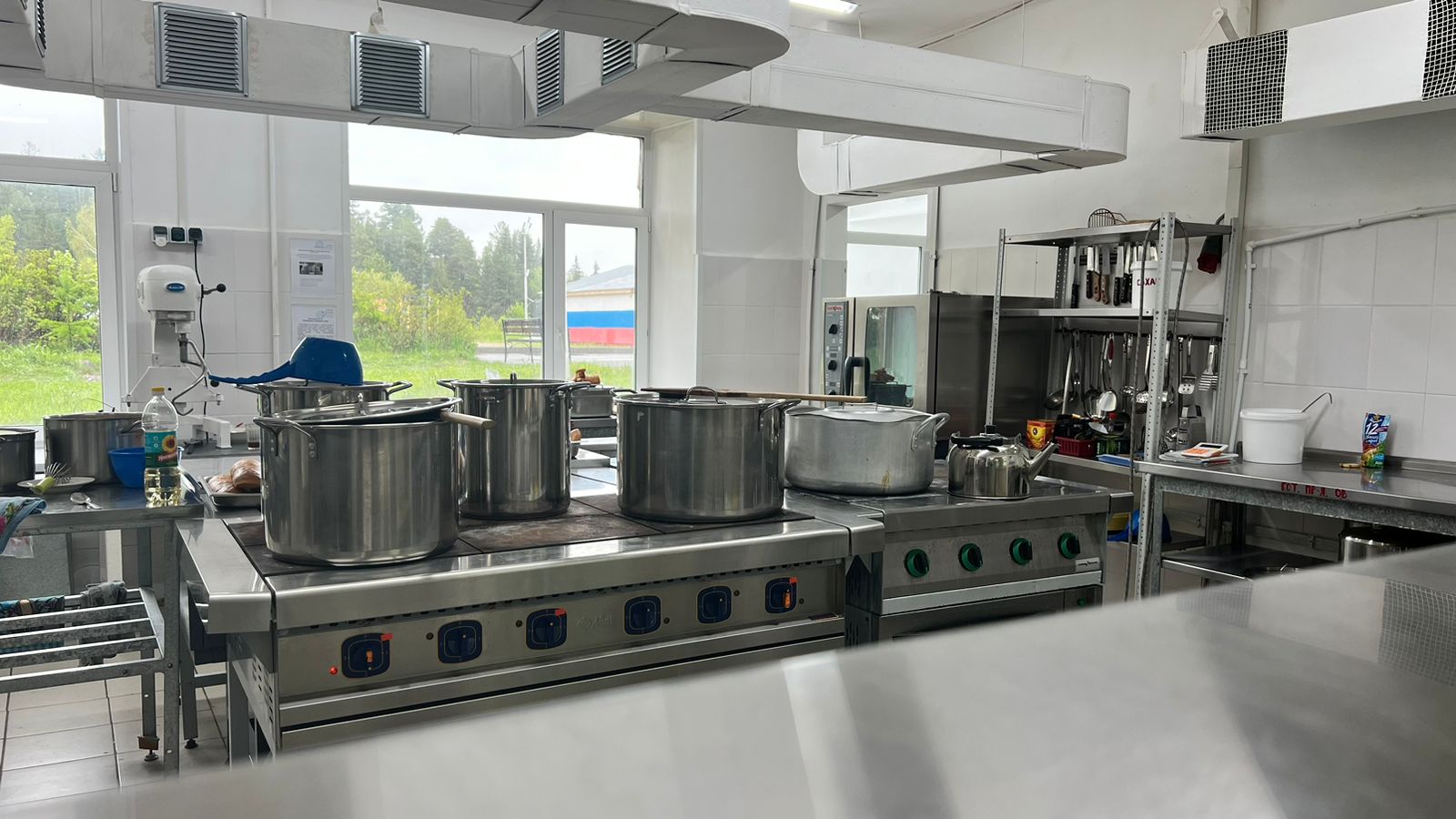 Изображения столовой.